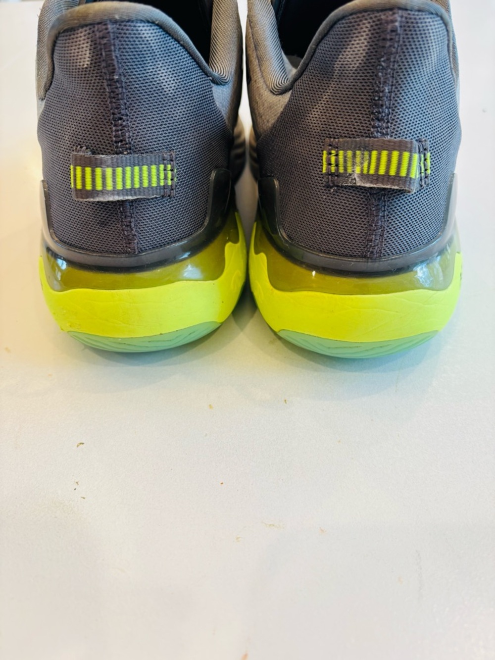 New Balance Fuelcell ABZORB Running Shoes Men’s size 12 Gray Volt Athletic Shoes - Picture 9 of 11